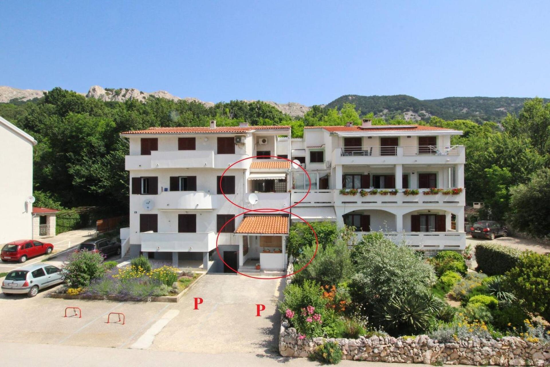 Apartments Karamarko Baška Exteriör bild