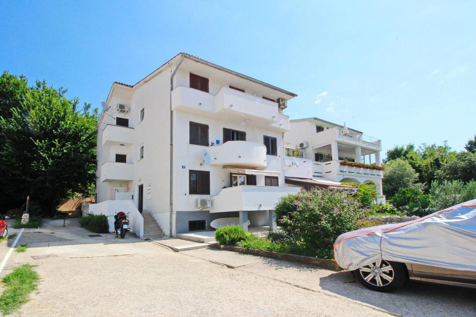 Apartments Karamarko Baška Exteriör bild